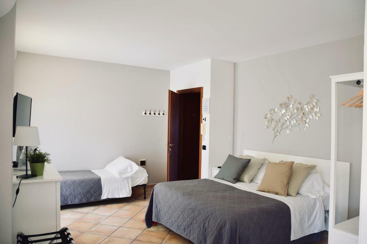 Residence Il Portico Casale Monferrato Bagian luar foto